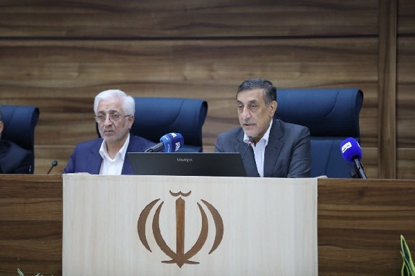 ایران اسلامی را با تلاش و همت قوی‌تر کنیم