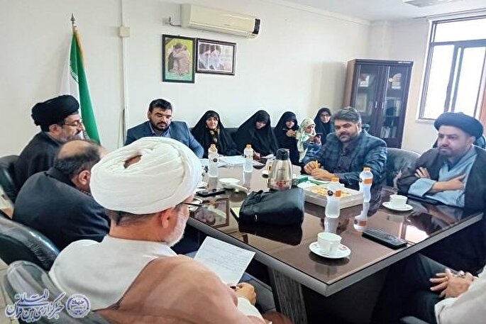 رساله دکتری «اعتبارسنجی ادعیه مشهوره با تکیه بر مبانی دعاپژوهشی» دفاع شد