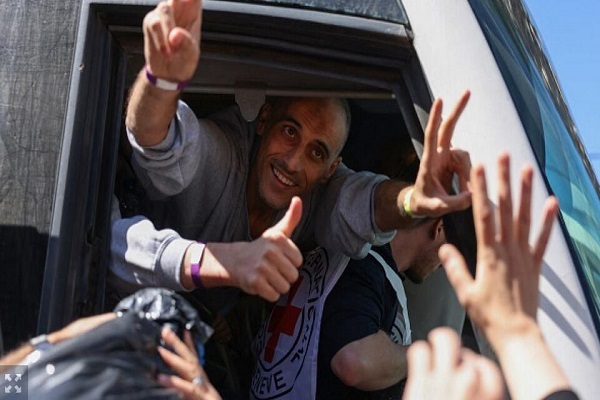 از امضای توافقنامه موسوم به صلح غزه توسط ترامپ تا آزادی اکثر اسیران قدیمی فلسطین