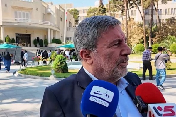 الیاس حضرتی، رئیس شورای اطلاع رسانی دولت