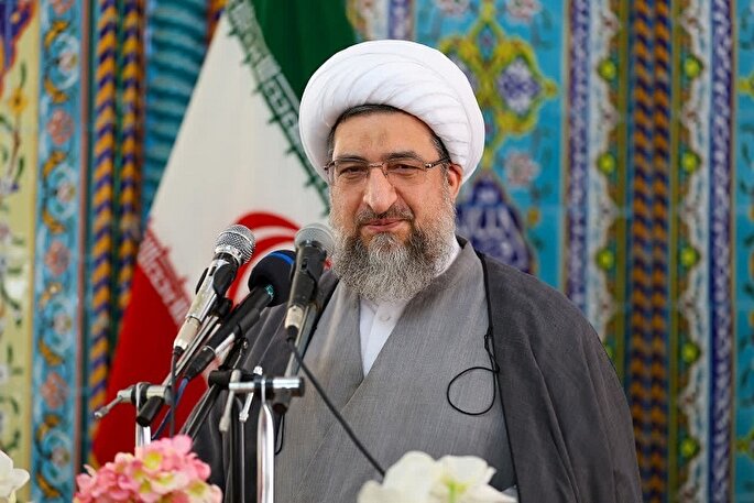 امام جمعه باید محور همدلی و اخلاق در جامعه باشد
