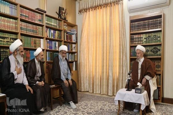 آیت‌الله العظمی ناصر مکارم شیرازی، از مراجع معظم تقلید