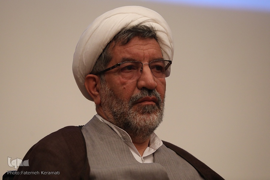 فقه بدون سلوک، جامعه را به مدینه نفاق میکشاند فقه بدون سلوک، جامعه را به مدینه نفاق میکشاند