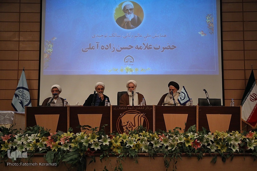 فقه بدون سلوک، جامعه را به مدینه نفاق میکشاند فقه بدون سلوک، جامعه را به مدینه نفاق میکشاند