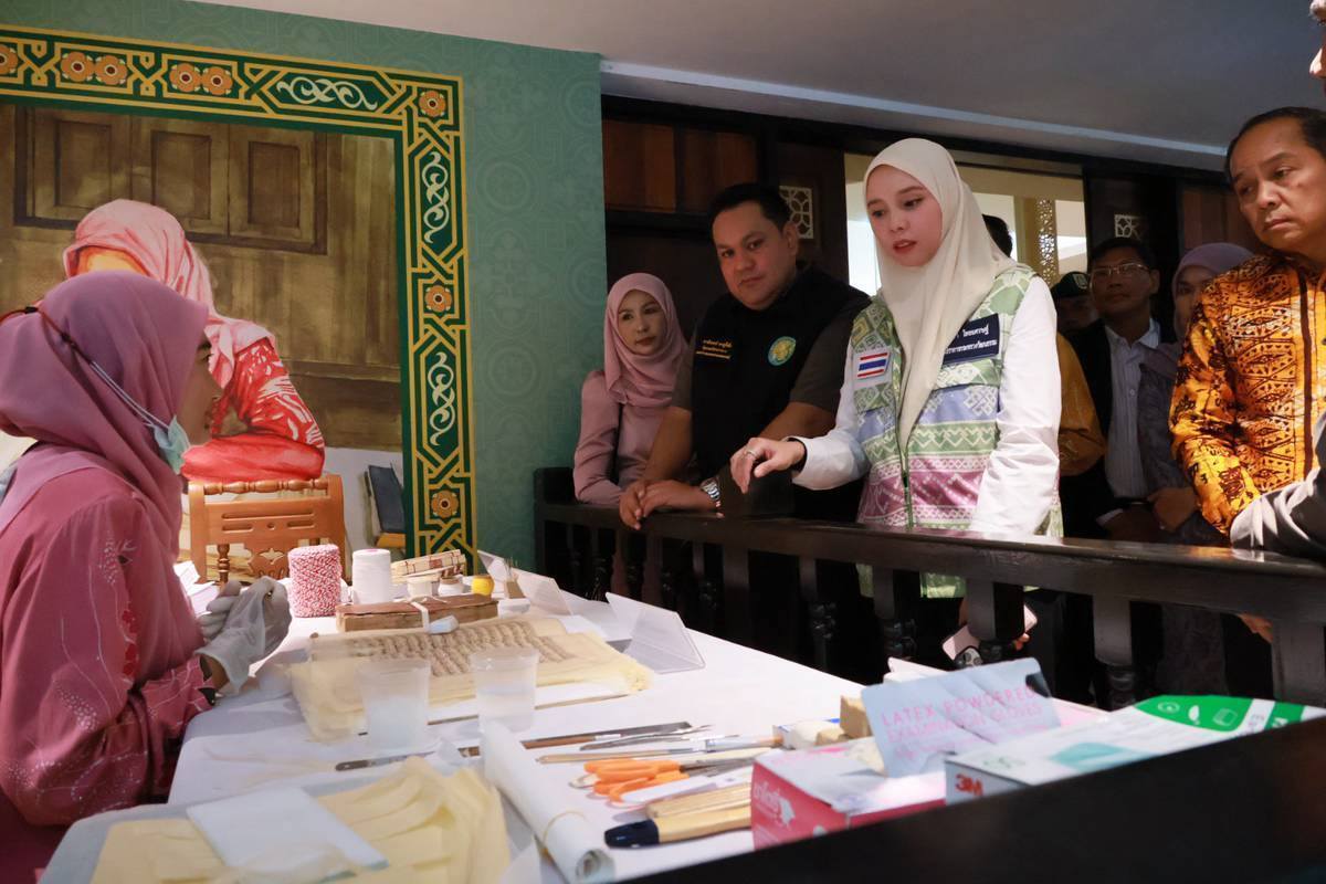 بازدید وزیر فرهنگ تایلند از موزه جدید میراث اسلامی ناراتیوات