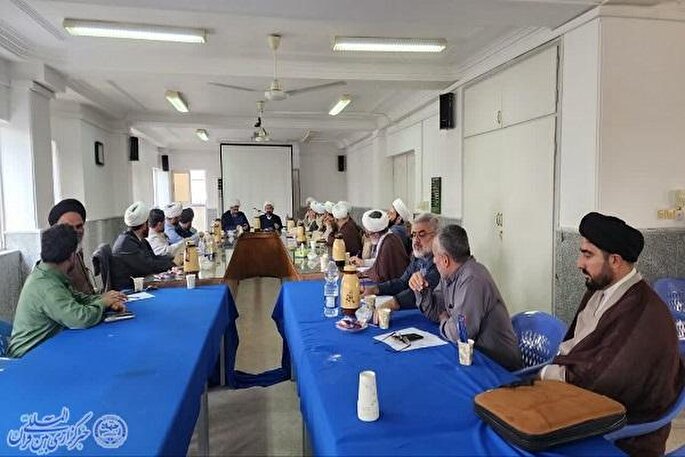 تشویق به ازدواج موفق و فرزندآوری در برنامه‌های فرهنگی گنجانده شود