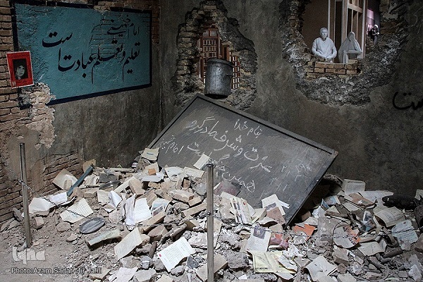 انتشار شنبه 5 مهرماه//// ارائه تصویر مبتنی بر شور و احساس محض از دفاع مقدس ناقص است +صوت انتشار شنبه 5 مهرماه//// ارائه تصویر مبتنی بر شور و احساس محض از دفاع مقدس ناقص است +صوت