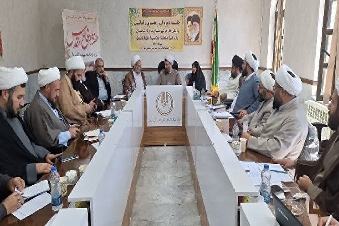 مساجد کانون جریان‌های تبلیغی در جامعه‌ هستند