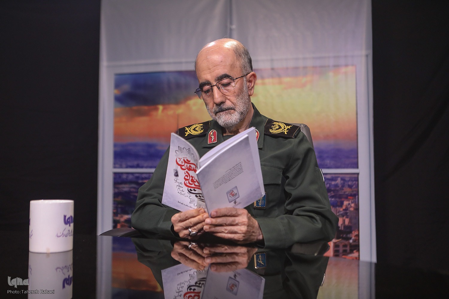 مانتداری از میراث دفاع مقدس برای نسلهای آینده مانتداری از میراث دفاع مقدس برای نسلهای آینده