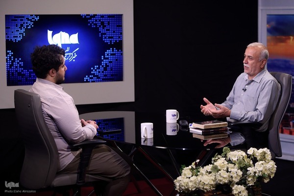 فرهنگ ایرانی؛ زمینی همچنان حاصلخیز برای پرورش سروهایی همچون مولانا فرهنگ ایرانی؛ زمینی همچنان حاصلخیز برای پرورش سروهایی همچون مولانا