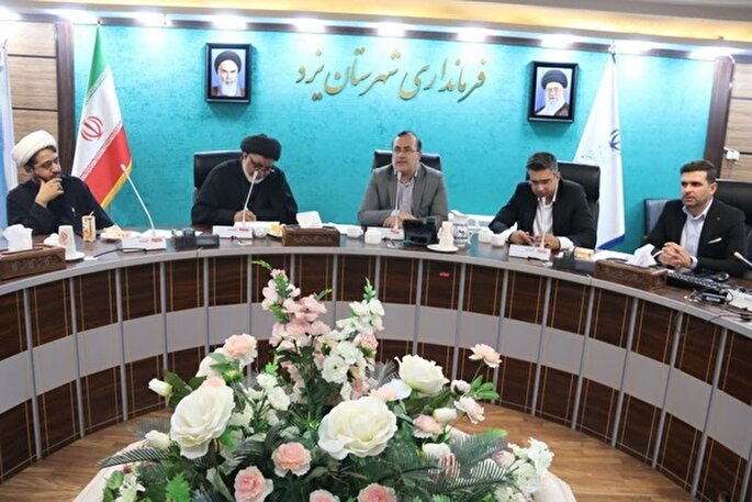 توجه به نماز از شاخص‌های اصلی ارزیابی ادارات است