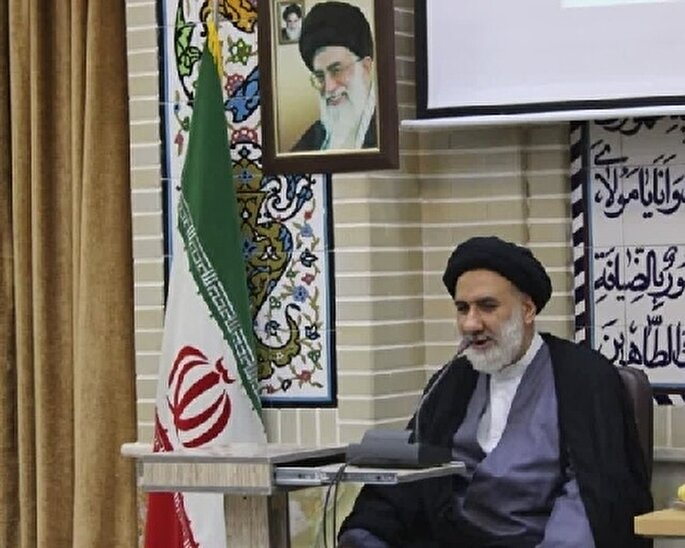 مردم قهرمان ایران در ۱۳ آبان مقابل ابر قدرت ایستادند