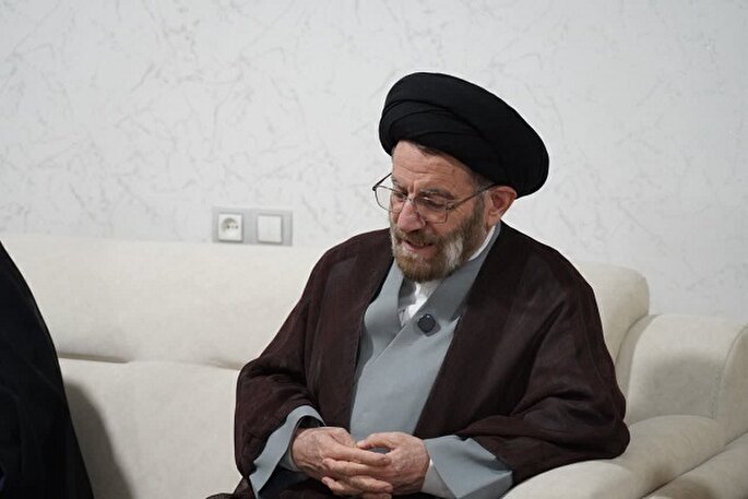 انقلاب اسلامی نقطه پایان نظام سلطه بود