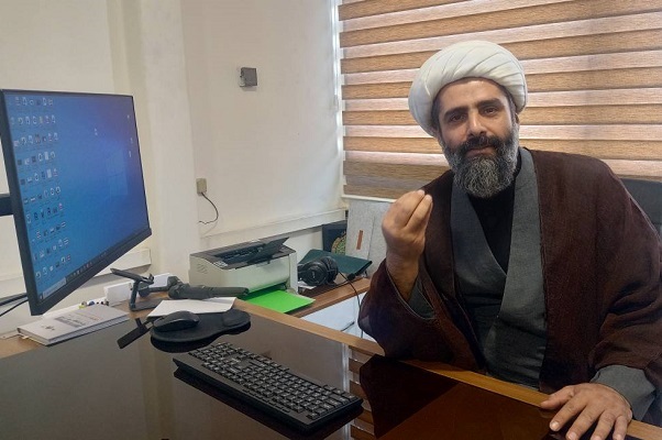 هنوز آماده نیست//// نابودی استکبار و صهیون به دست دانش‌آموزان امروز رقم خواهد خورد +صوت