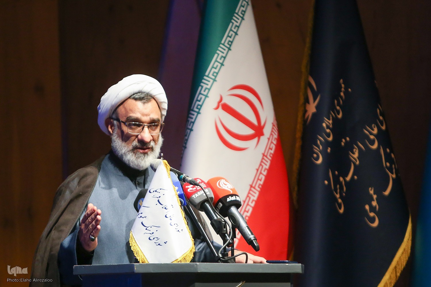 تهدید شلختگی مدیریتی را با کار قرارگاهی رفع کنیم