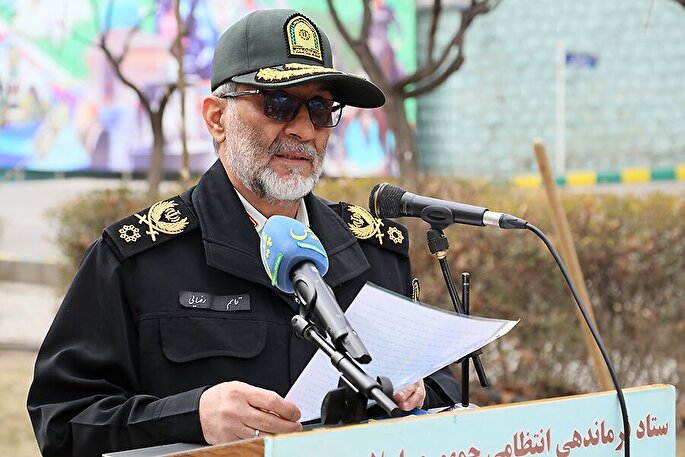 دشمن با جنگ نرم به‌دنبال تضعیف باورهای دینی و روحیه انقلابی ملت ایران است