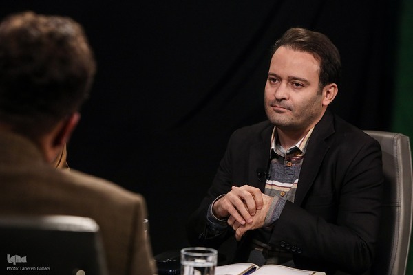 حامد ولی‌زاده، قاری بین‌المللی و مدیر اداره آموزش مرکز قرآن و عترت وزارت بهداشت