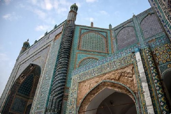 مسجد کبود: شاهکاری از معماری اسلامی در افغانستان مسجد کبود: شاهکاری از معماری اسلامی در افغانستان