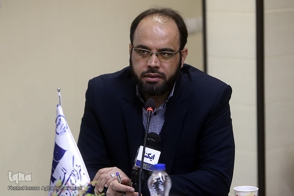 آماده انتشار برای روز جمعه 23 آبان/////جهانی‌ساری «مقاومت» در ادبیات؛ نیازمند روایت دقیق از تاریخ و مذهب است +صوت