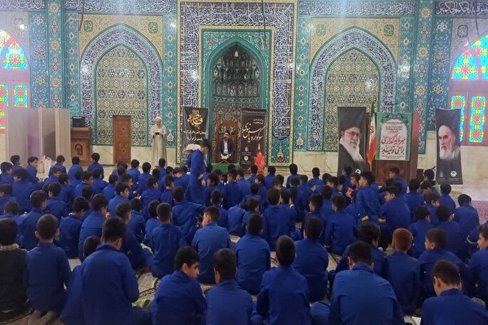 محفل قرآنی ایام فاطمیه در آستان امامزاده عبدالله (ع) آمل + عکس