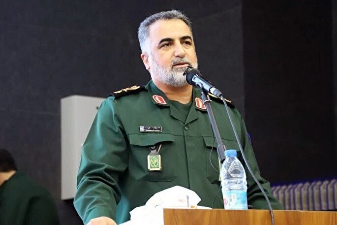 جهاد تبیین و حفاظت از قلم‌ها ضروری است