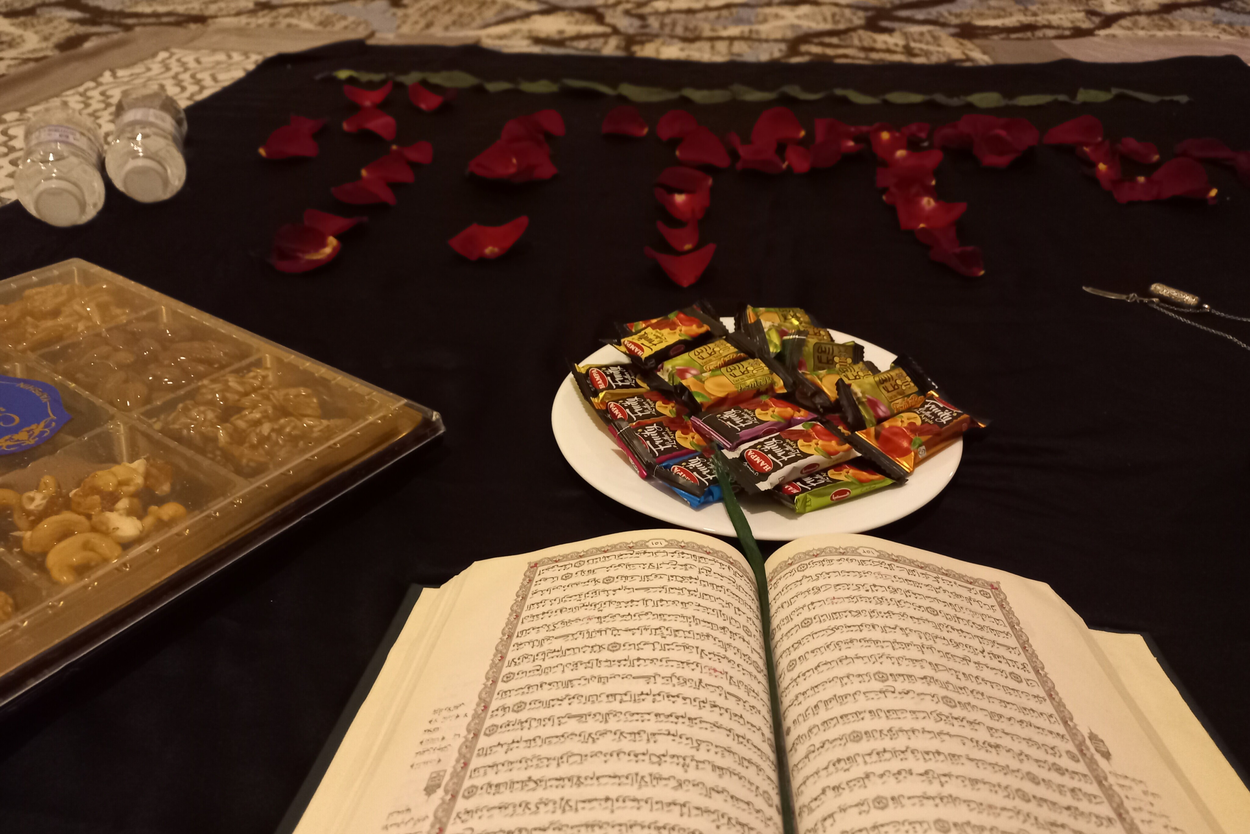 عزاداری دختران فاطمه در غربت بقیع عزاداری دختران فاطمه در غربت بقیع