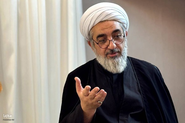 حضرت فاطمه زهرا (س)؛ الگویی که هیچ‌گاه کهنه نمی‌شود