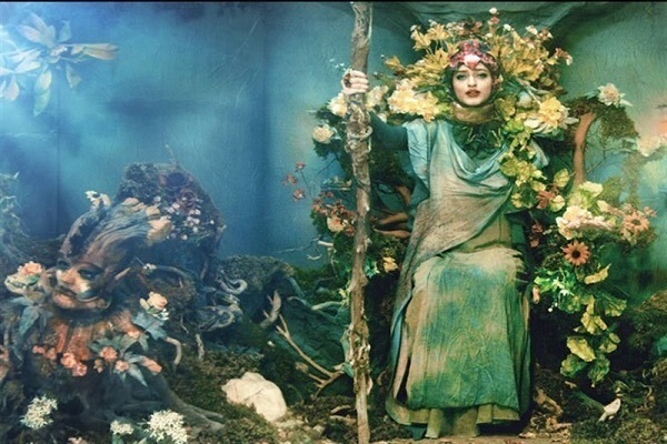 «ملکه عالیشون» ارزشهای اخلاقی و تربیتی را برای کودکان معنا میکند «ملکه عالیشون» ارزشهای اخلاقی و تربیتی را برای کودکان معنا میکند