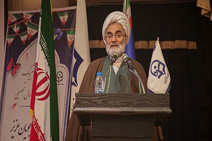 ملت ایران با تکیه بر ایمان در موضع قدرت قرار گرفته است