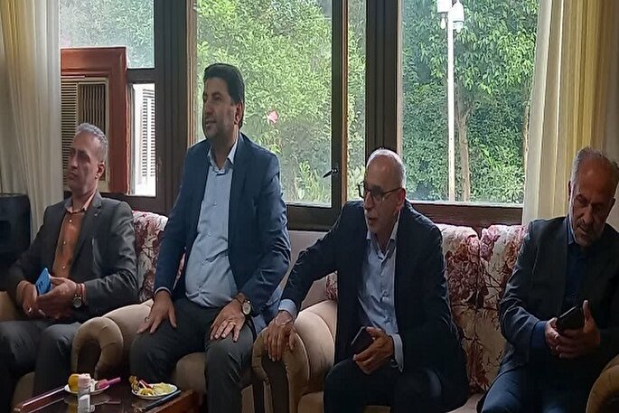 نشست هم‌اندیشی اعضای مؤسسه خیریه نورالمهدی(عج) بابلسر برگزار شد