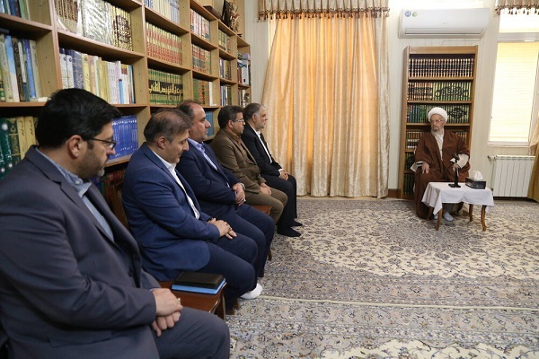 ارسال/ باید به ازدواج، اشتغال و مسکن جوانان توجه جدی شود