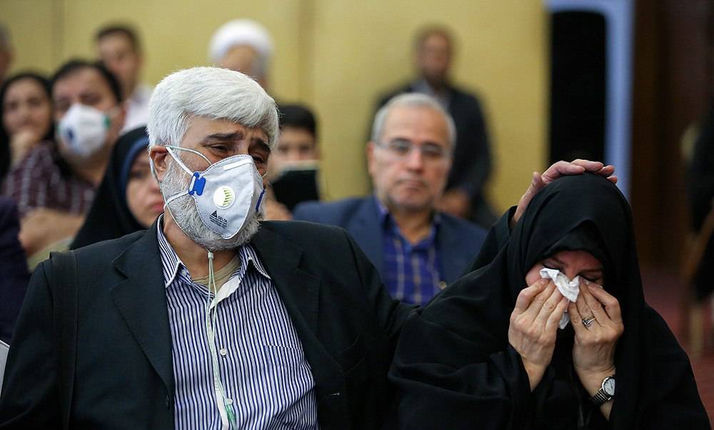 پرستاری که لباس سفید ندارد پرستاری که لباس سفید ندارد