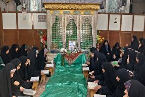 محفل قرآنی بانوان در اردکان برگزار شد