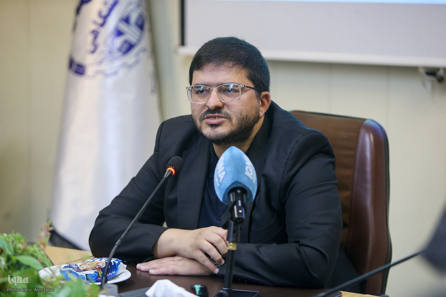 در حال تکمیل/حکمت عملی و فیلسوفان مسلمان به روایت اندیشمندان در حال تکمیل/حکمت عملی و فیلسوفان مسلمان به روایت اندیشمندان