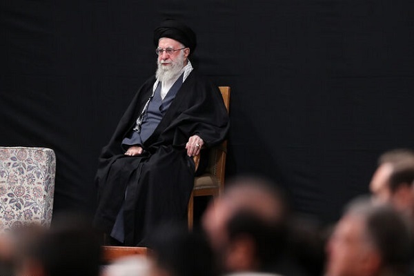 دومین شب عزاداری شهادت حضرت فاطمه(س) با حضور رهبر معظم انقلاب