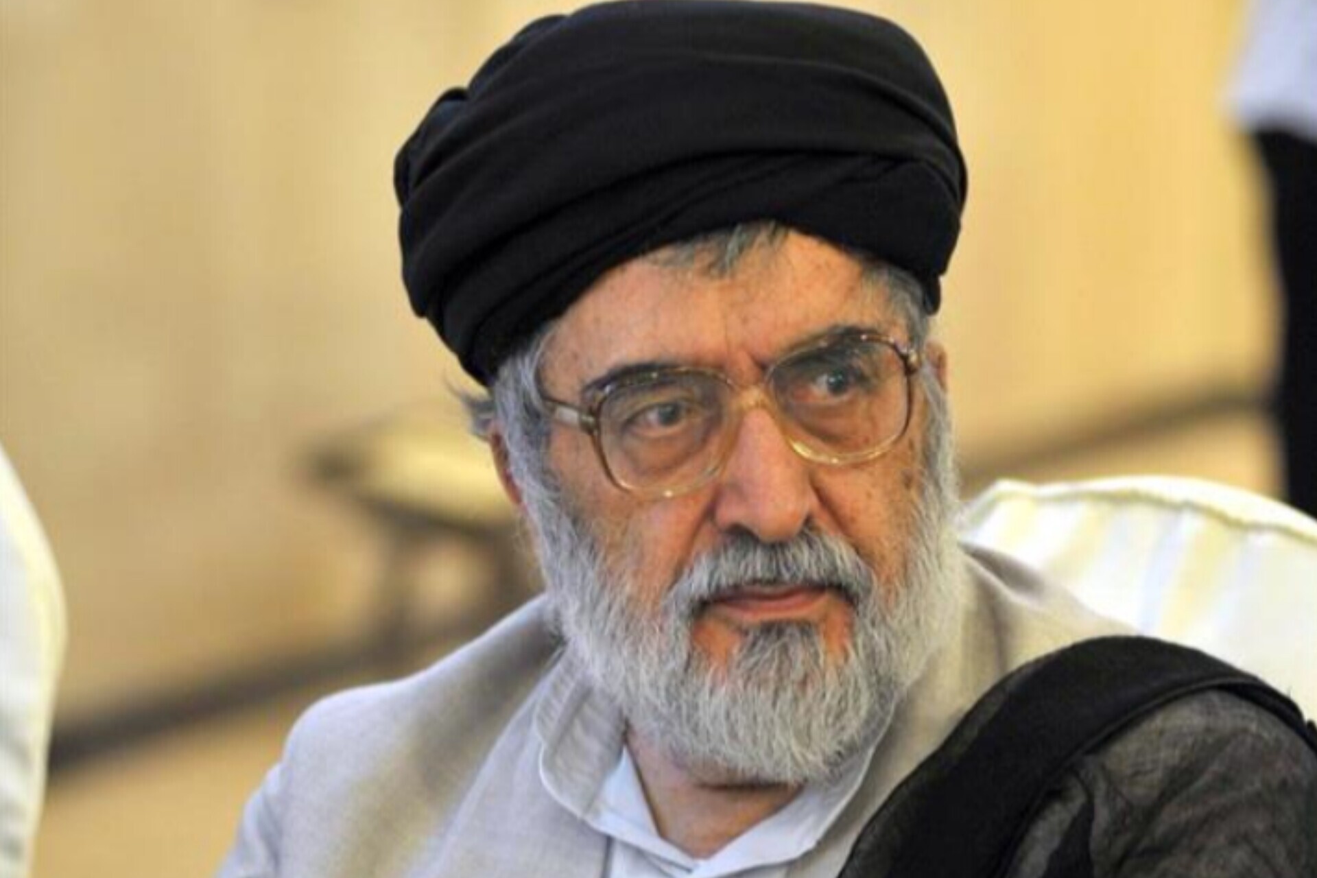 حبیب و طبیب حوزه خواندنی شد حبیب و طبیب حوزه خواندنی شد