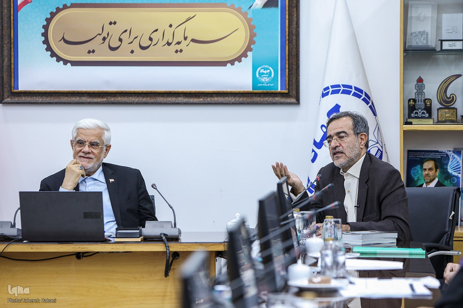 جهاددانشگاهی می‌تواند نقش واسطه بین حاکمیت و مردم را ایفا کند