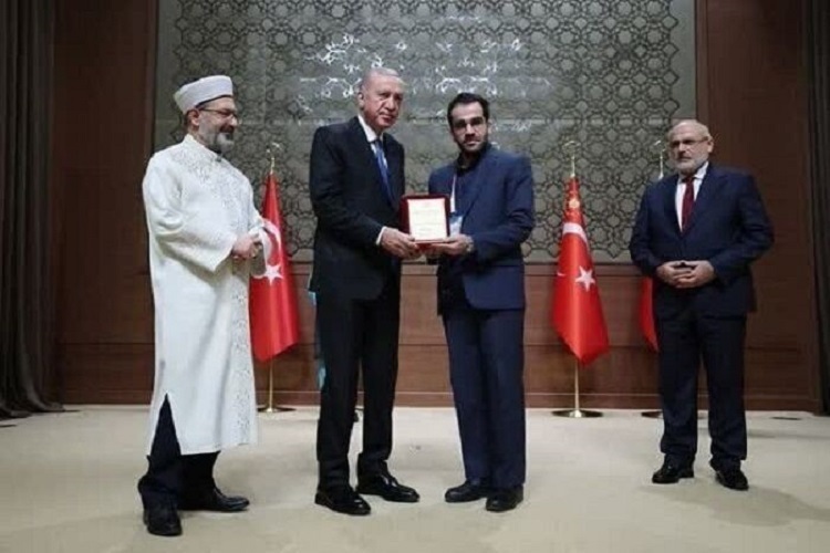 میلاد عاشقی