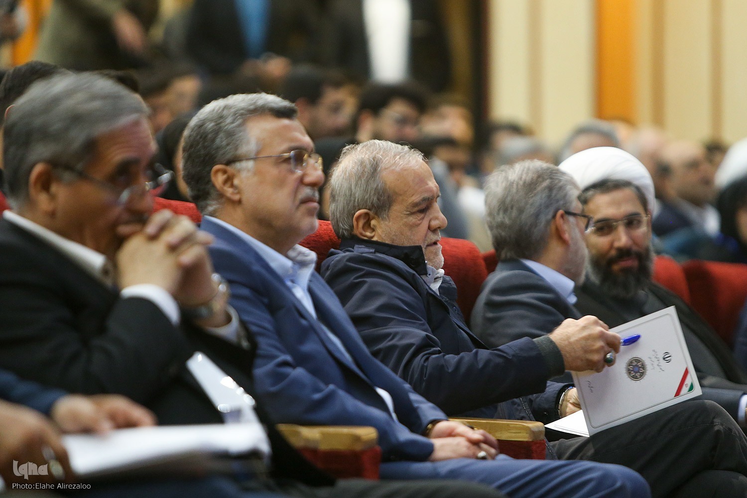 راه‌حل ناترازی‌ها وفاق و پذیرش تفاوت‌هاست