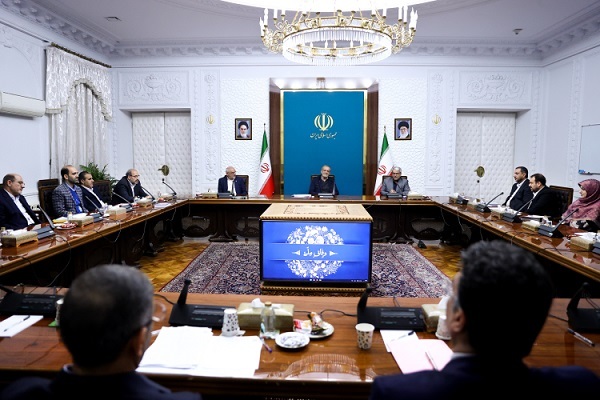 پزشکیان در دیدار دبیر و مسئولان کمیسیونهای دولت پزشکیان در دیدار دبیر و مسئولان کمیسیونهای دولت