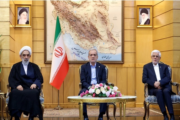 پزشکیان در تشریح برنامهها و اهداف سفر به قزاقستان و ترکمنستان پزشکیان در تشریح برنامهها و اهداف سفر به قزاقستان و ترکمنستان