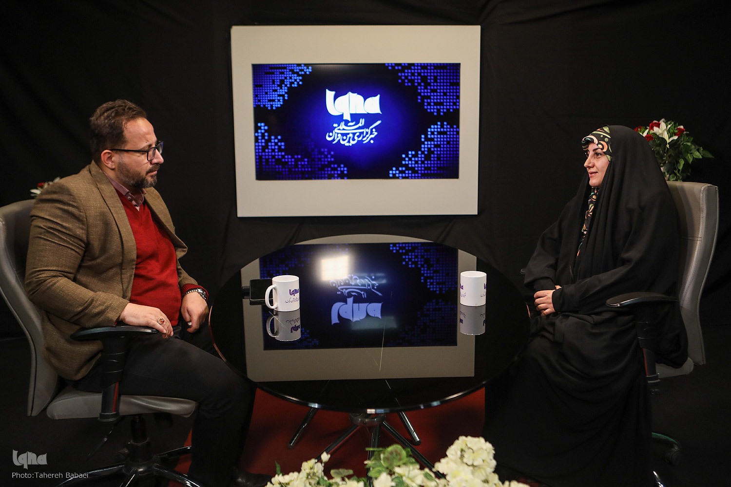 زهره سماواتیان، مدیر واحد تحقیق مرکز طبع و نشر قرآن و وهاب خدابخشی خبرنگار ایکنا زهره سماواتیان، مدیر واحد تحقیق مرکز طبع و نشر قرآن و وهاب خدابخشی خبرنگار ایکنا