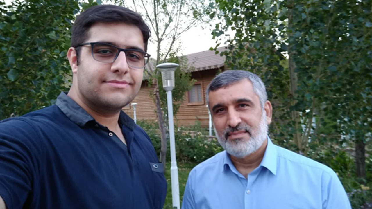 قرآنیانی که امسال از عرش بوسه بر دست مادرانشان می‌زنند