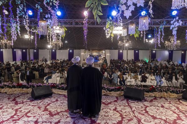 کنفرانس حضرت فاطمه زهرا (س) با حضور هیأتی از آستان مقدس عباسی در پاکستان برگزار شد + عکس کنفرانس حضرت فاطمه زهرا (س) با حضور هیأتی از آستان مقدس عباسی در پاکستان برگزار شد + عکس