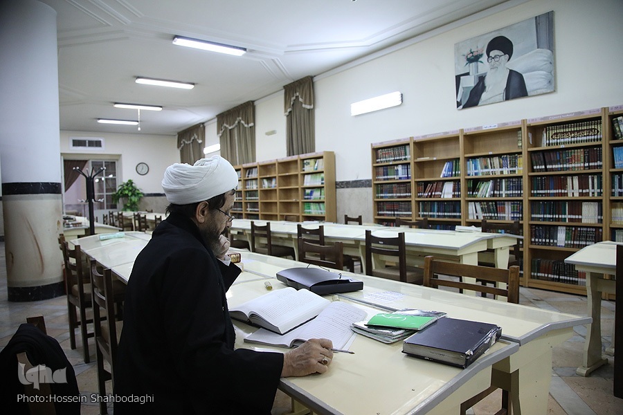 یادگار ماندگار از لندن تا قم یادگار ماندگار از لندن تا قم