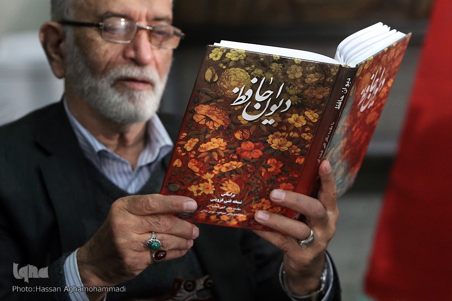 «یلدا» آئین باورمندان ایرانی به زایش نور و نابودی تاریکی است