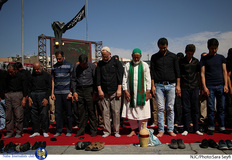 عزاداری مردم حسینی  در ظهر روز عاشورا