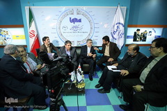 بازدید دکتر طیبی مدیر جهاد دانشگاهی از نمایشگاه مطبوعات