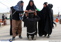 شور و حال زائران حسینی در آستانه اربعین