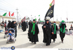 شور و حال زائران حسینی در آستانه اربعین